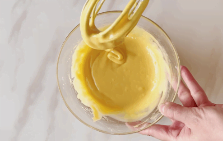 喜歡芋泥喜歡奶茶的看過來,不能錯(cuò)過的芋泥焦糖奶茶和芋泥蛋糕卷